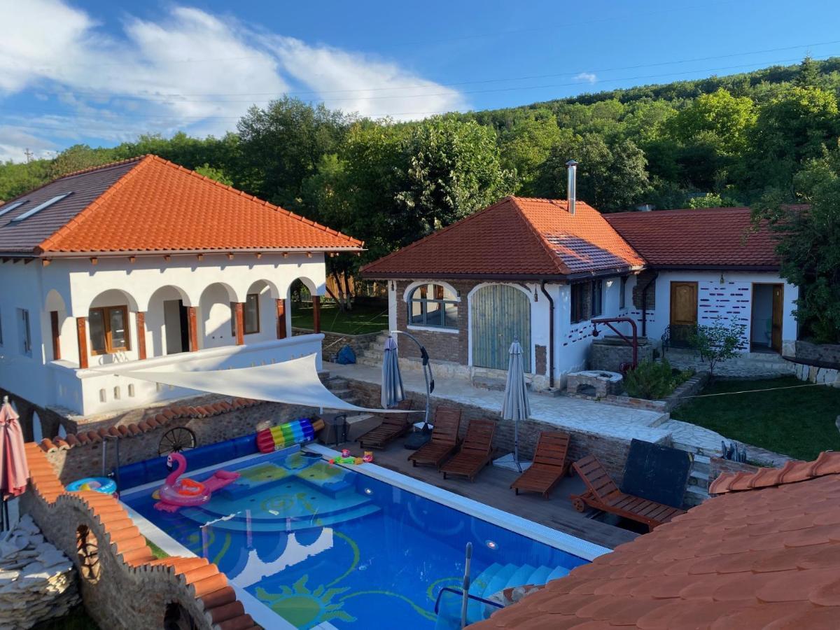 Conacul Grigorescu Ratesti Exterior foto